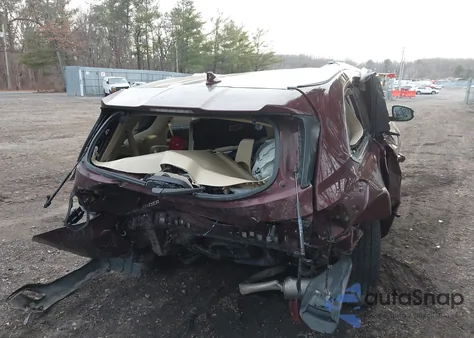 2018 Toyota Highlander Xle z USA, uszkodzony, nr VIN 5TDKZRFH7JS242539